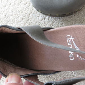 dansko delle dress pump